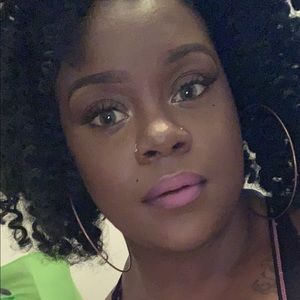 Meet your Posher, Ashlie